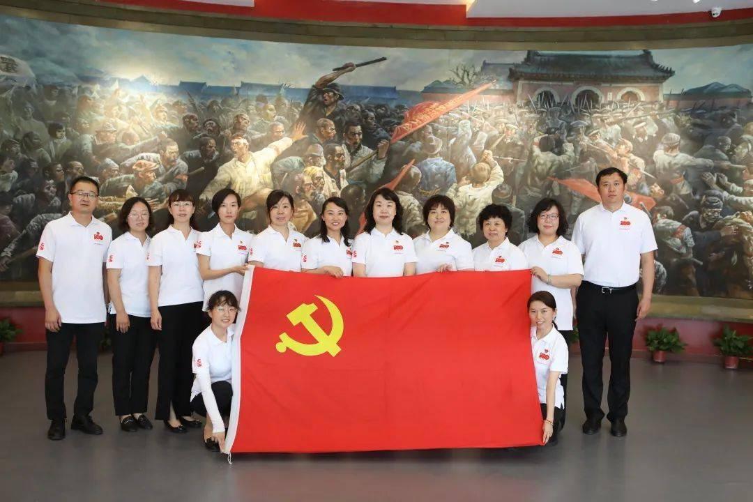 烈属寻母16年，才知晓亲生母亲杨汉秀，49年被伯父杀害并弃尸荒野