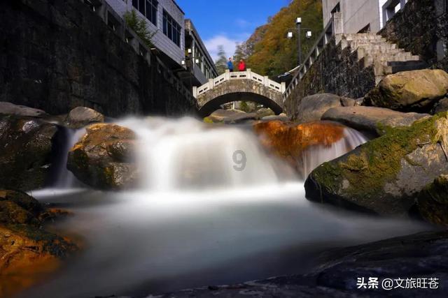 穿什么衣服年轻又好看气质游戏画面